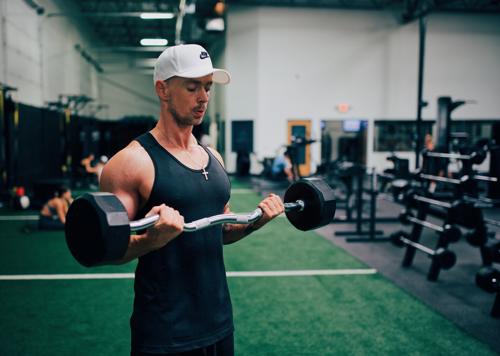 Brachialis Workout: Benefits, Exercises, and How-To for Massive Bicep Peaks